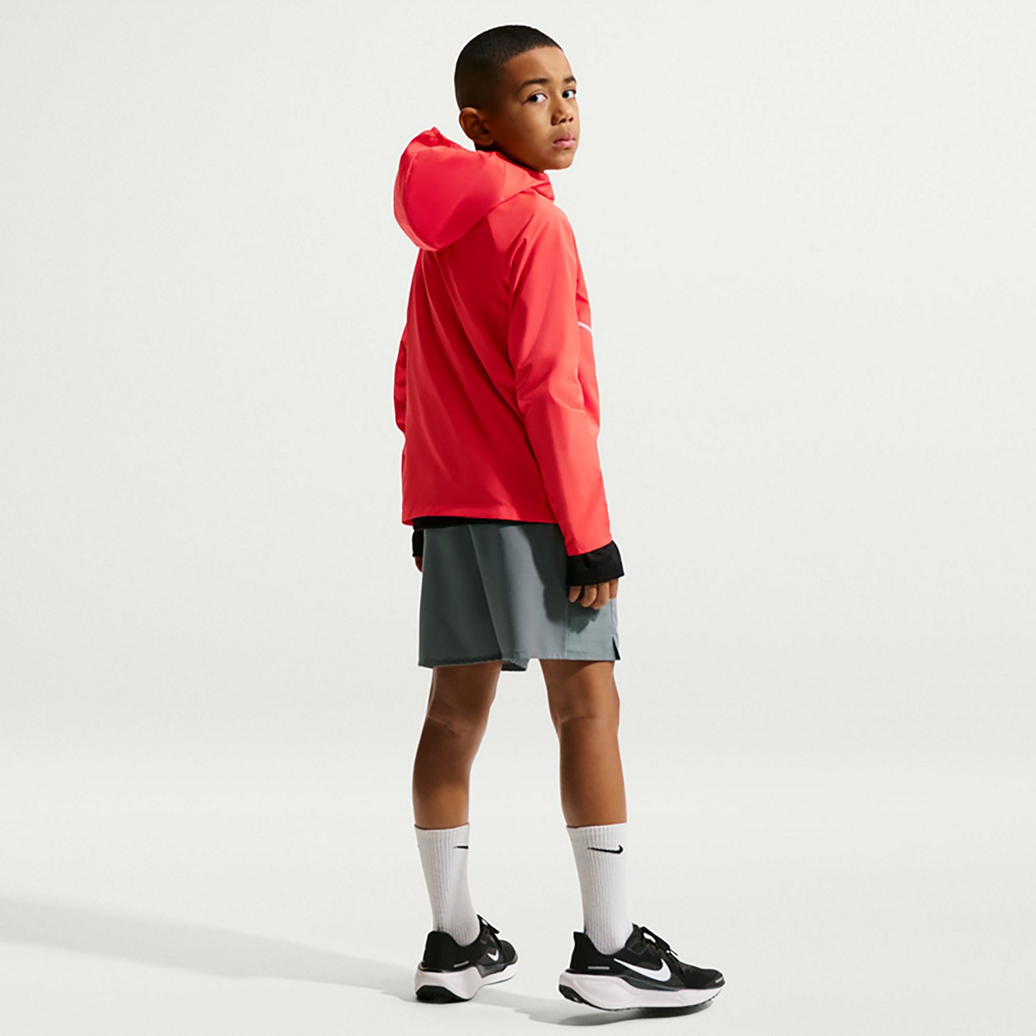 Nike Boys' Dri-FIT Miler Shorts 4 in. - view number 4