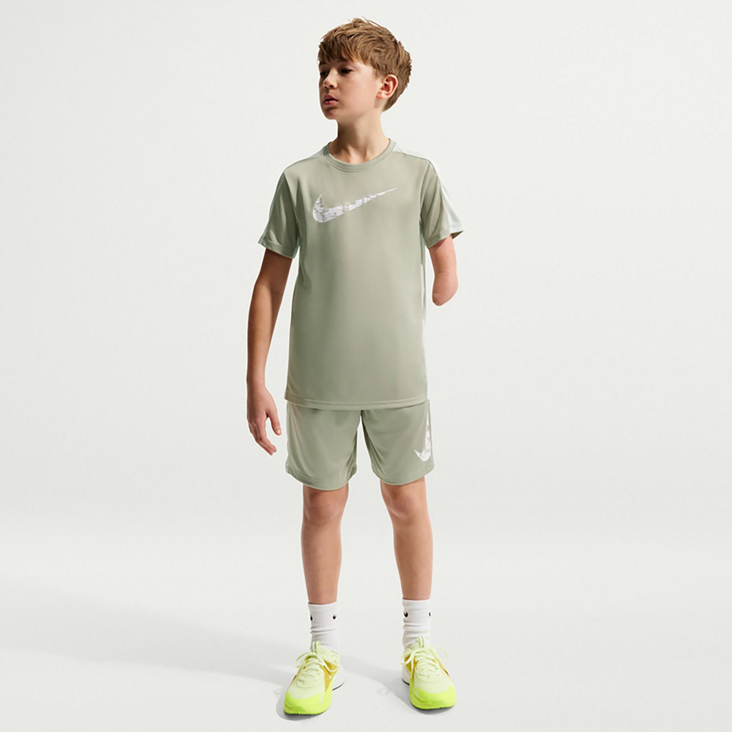 Nike Boys' Dri-FIT Trophy23 Short Sleeve T-shirt