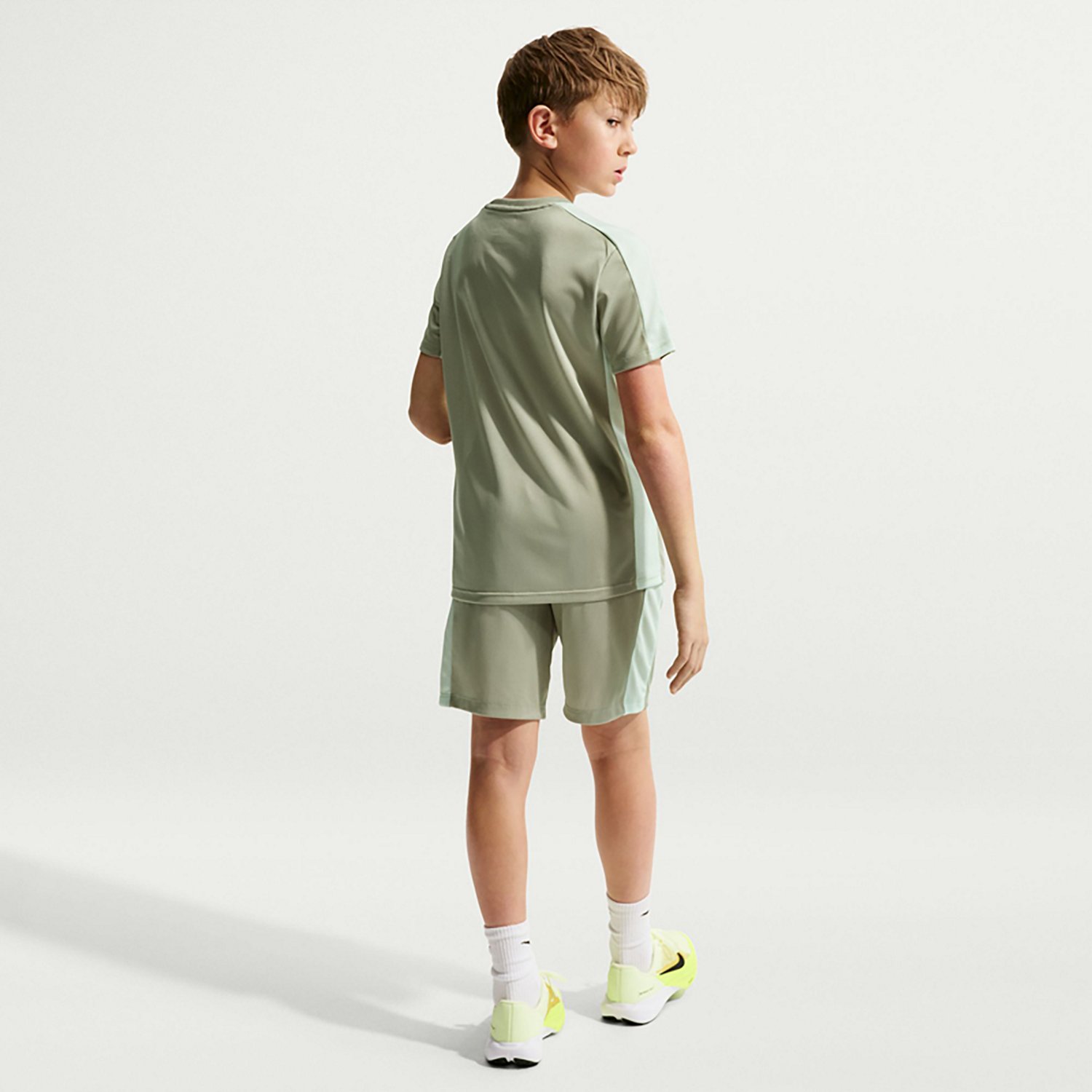 Nike Boys' Dri-FIT Trophy23 Short Sleeve T-shirt - view number 2