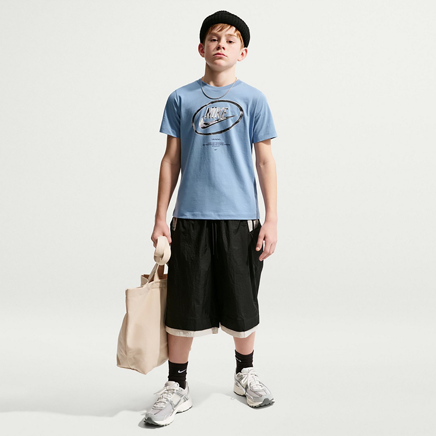 Nike Boys' Sportswear Futura Chrome T-shirt