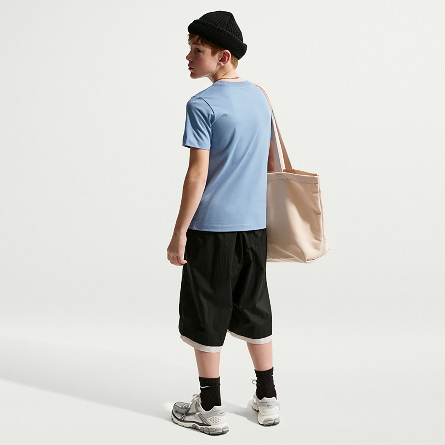 Nike Boys' Sportswear Futura Chrome T-shirt