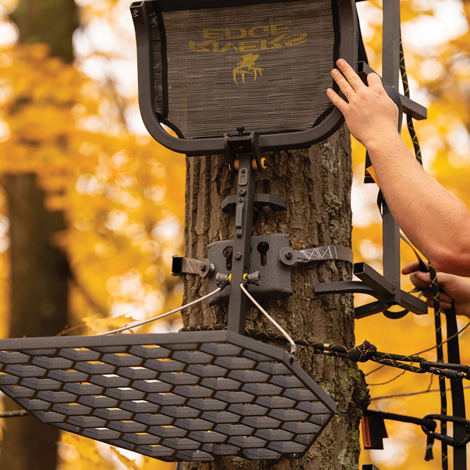 Rivers Edge DuraLite Hang‑On Treestand - view number 3