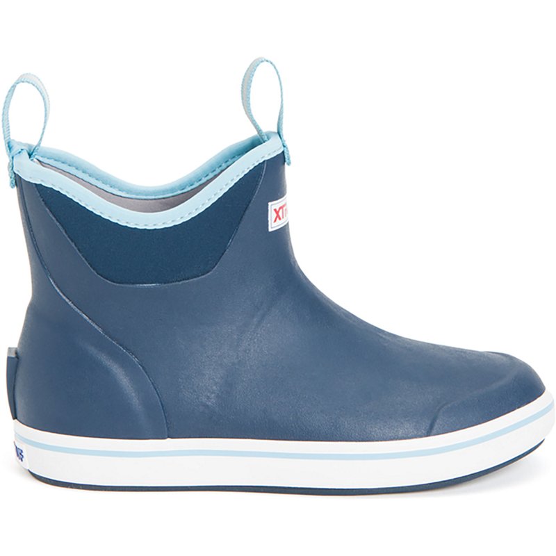 Women's 6 in Ankle Deck Boot - Navy