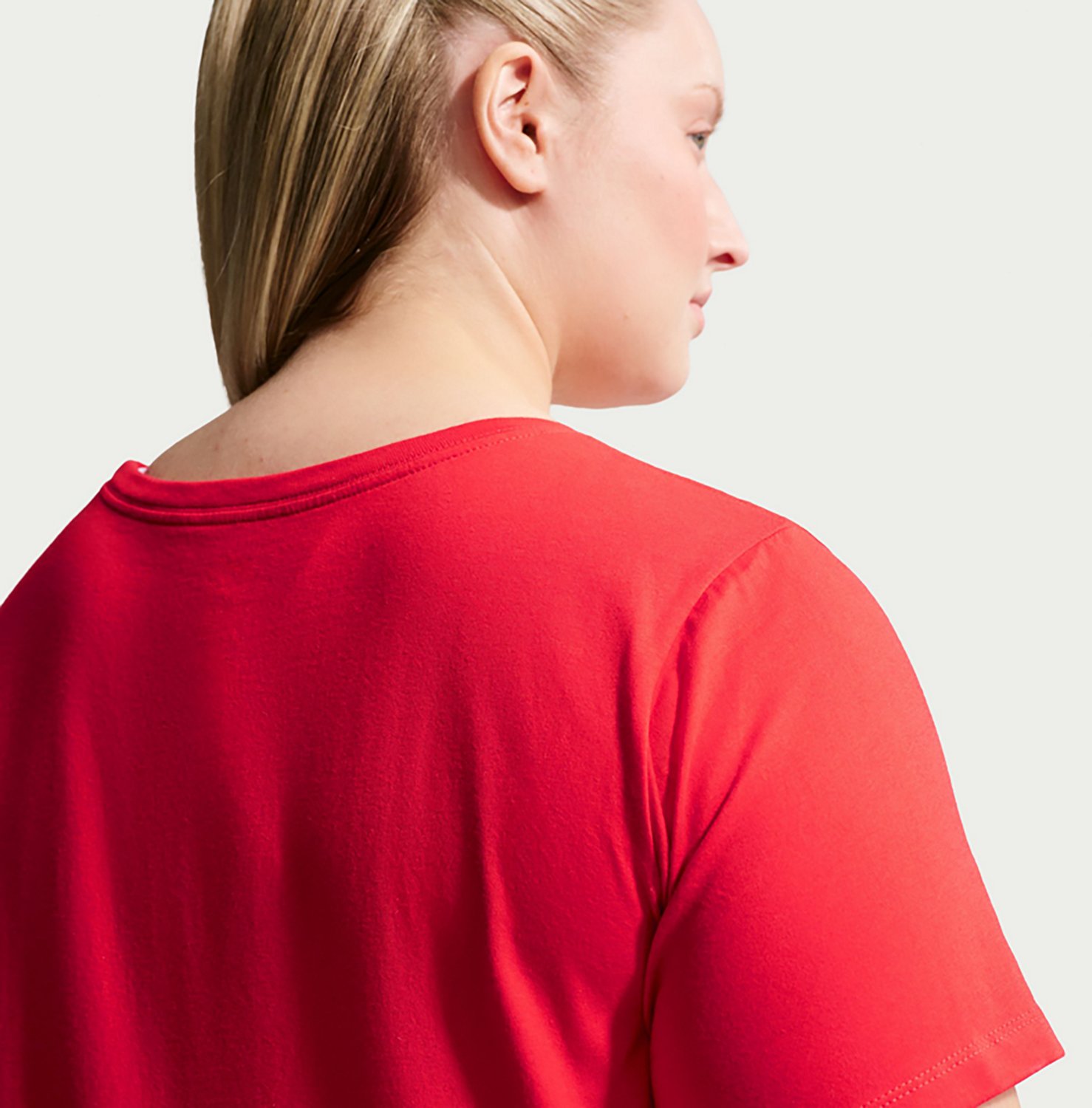 Nike Plus Size Women's Sportswear Club T-shirt                                                                                   - view number 2