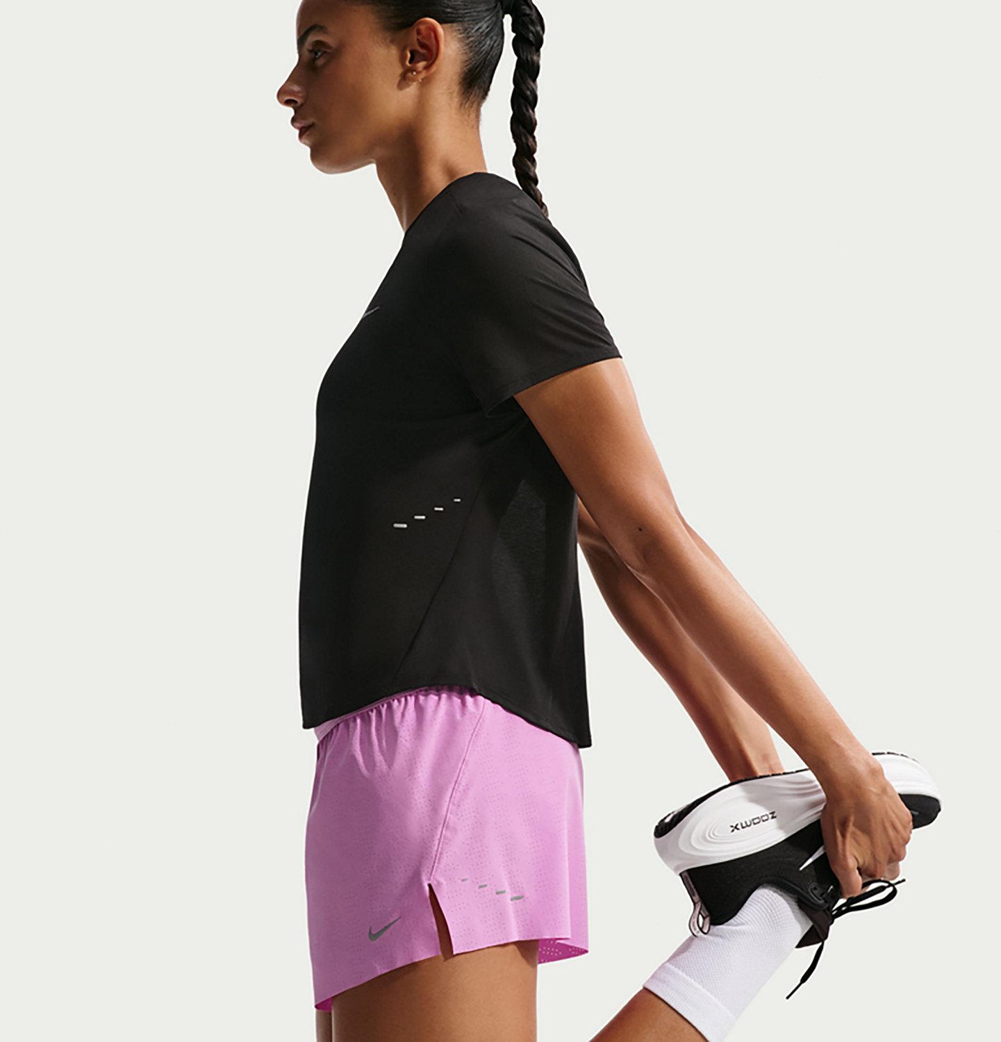 Nike Women's Swift Breathe Dri-FIT Mid-Rise Brief-Lined Running Shorts 2.5 in - view number 3