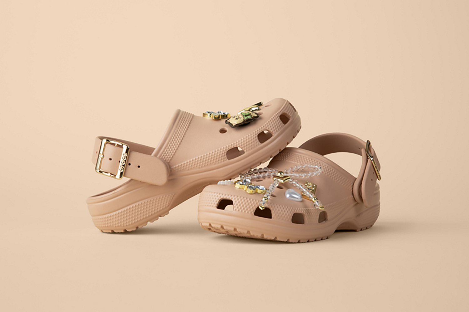 Crocs Adults’ Classic Metallic Buckle Clogs - view number 2