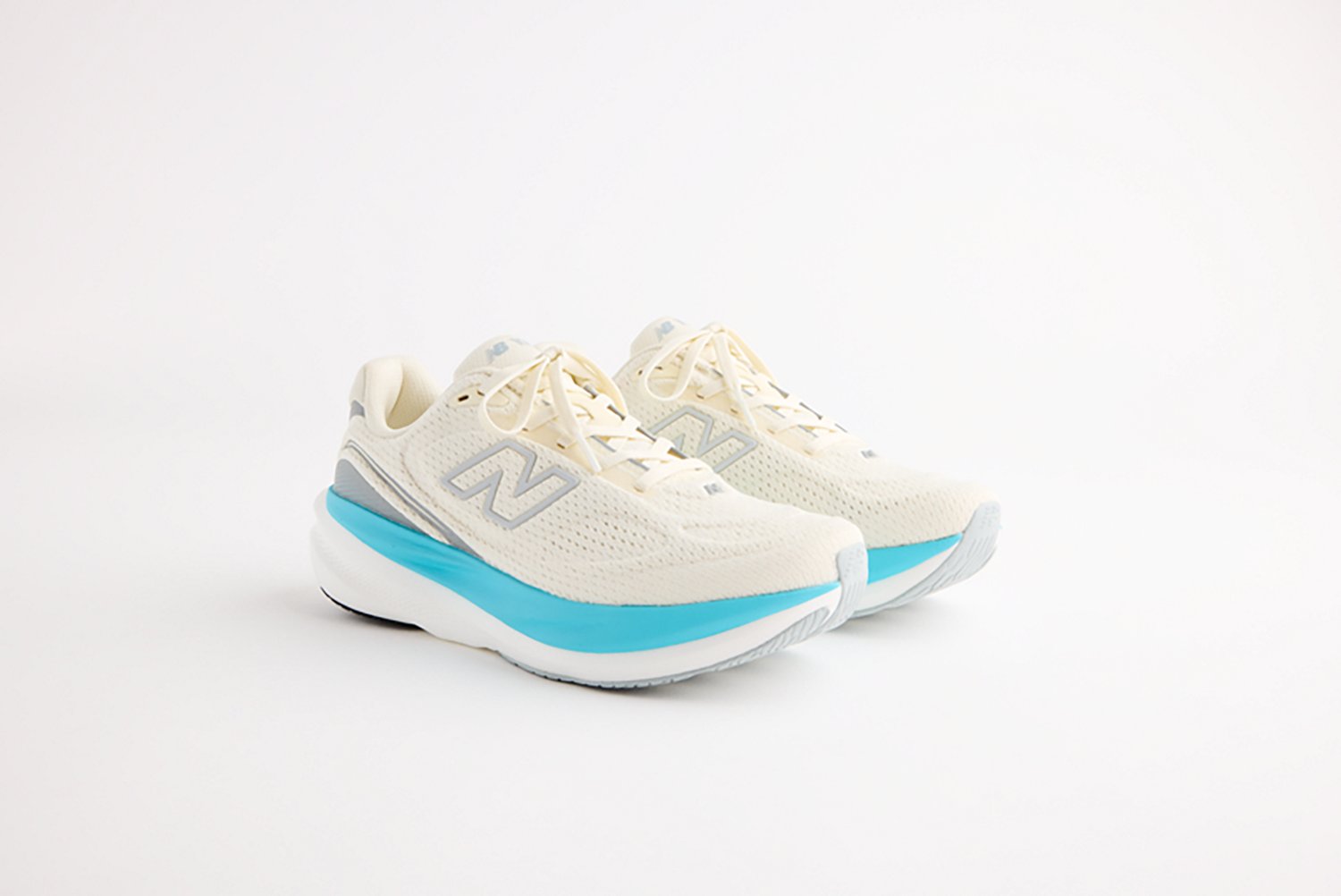 New Balance Women's 1080v15 Shoes - view number 2