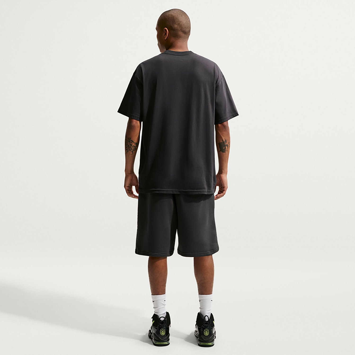 Nike Men's Sportswear LSE Palm Tree T-shirt