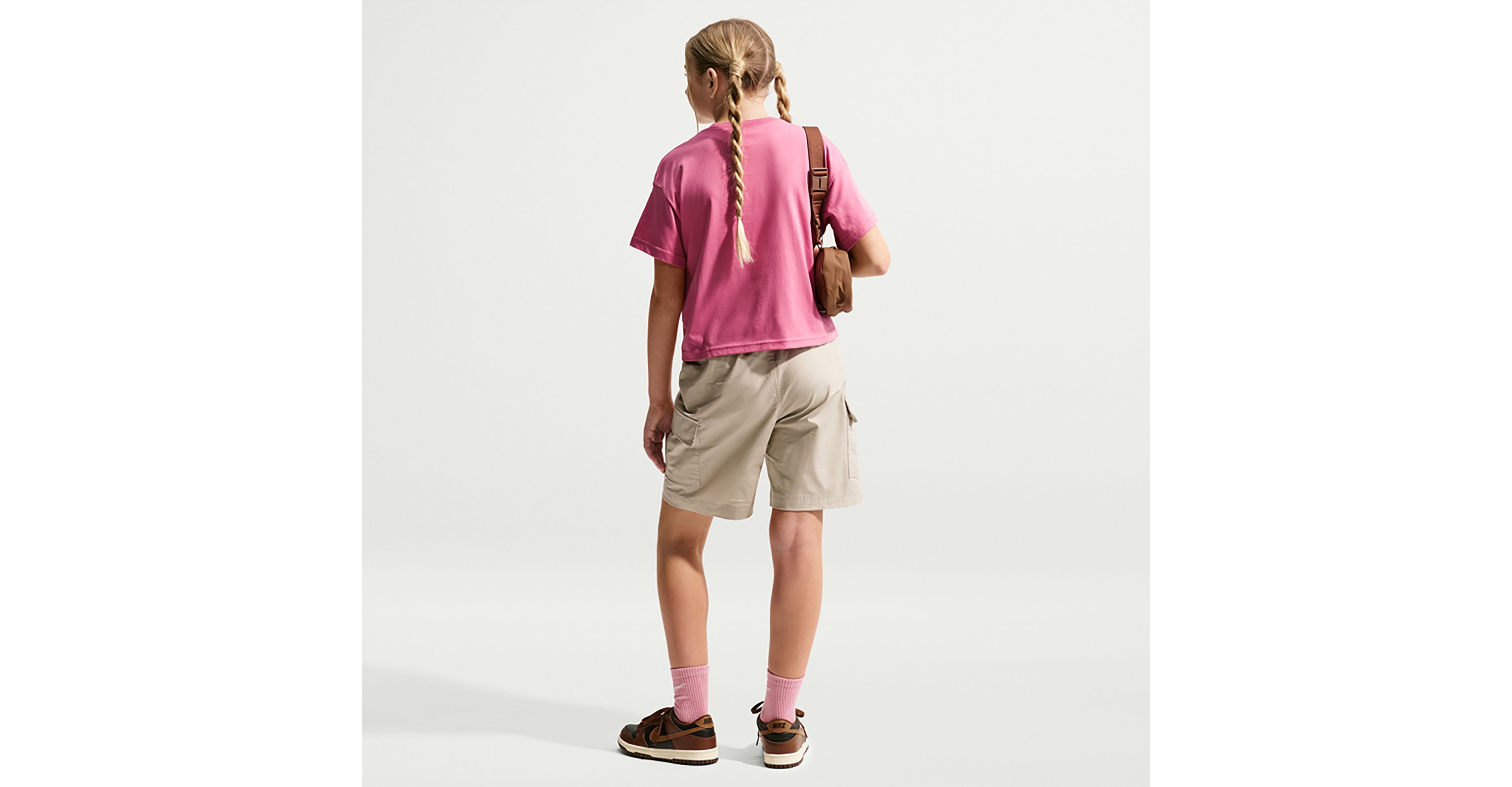 Nike Girls' Sportswear OC Boxy Camp T-shirt