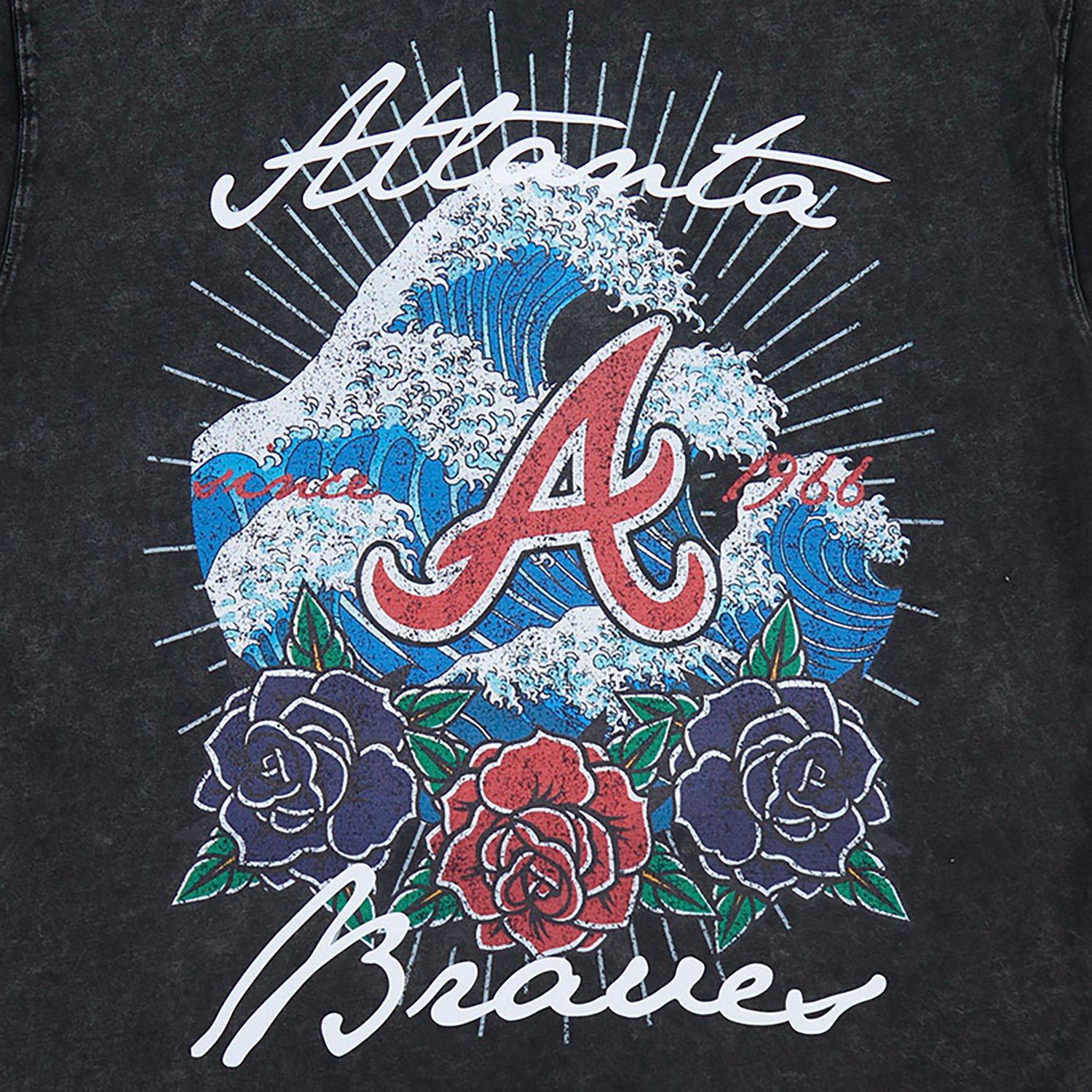 Pro Standard Men's Atlanta Braves Wave and Roses CJ Drop Shoulder Short Sleeve T-shirt - view number 5