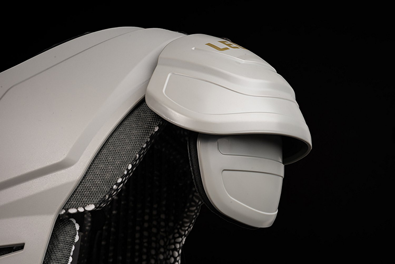 Legion M100 Youth Shoulder Pad - view number 3
