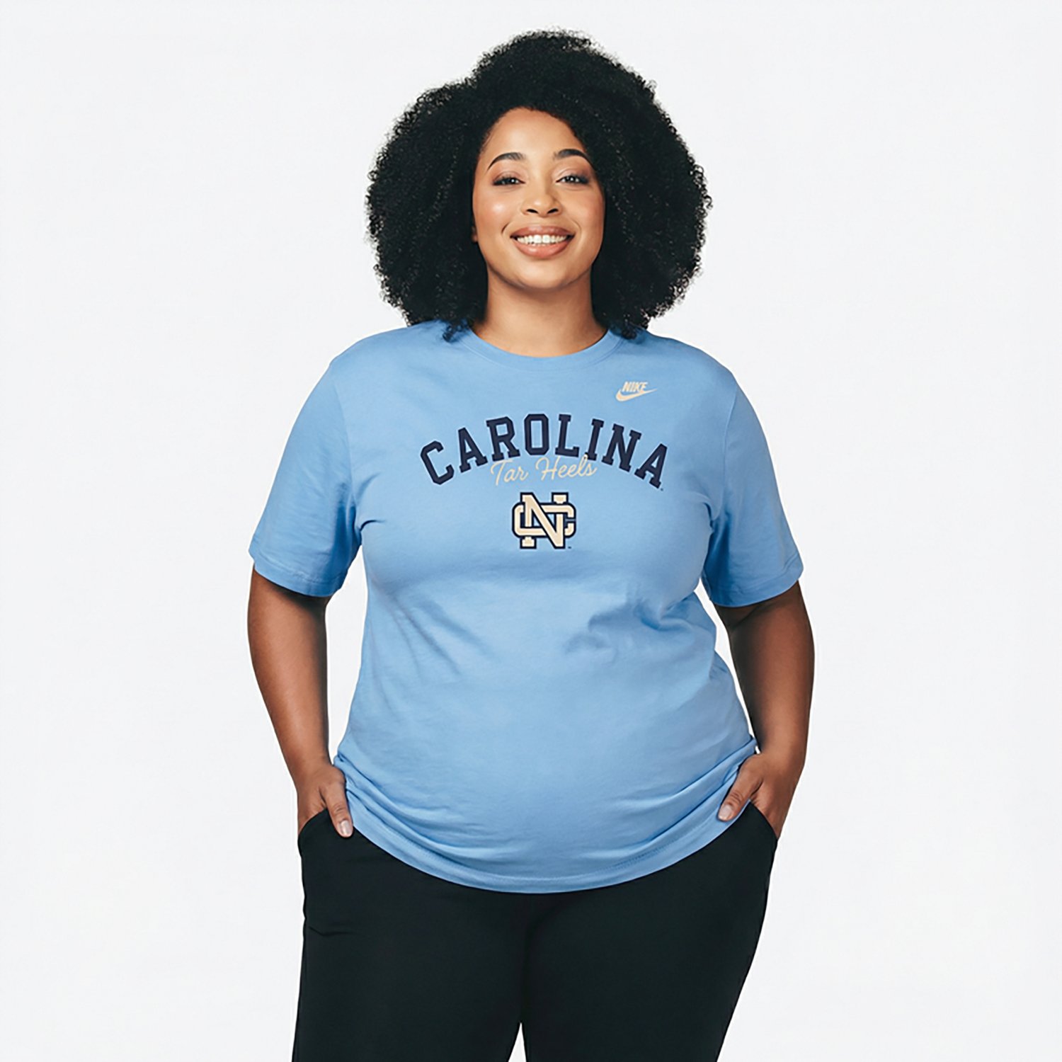 Nike Women's UNC Vault Logo Legacy Boxy T-shirt - view number 2