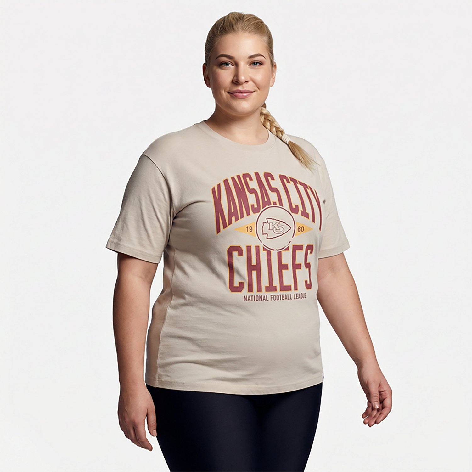 47 Women's Chiefs Windthrow Ravine Cropped T-shirt - view number 2