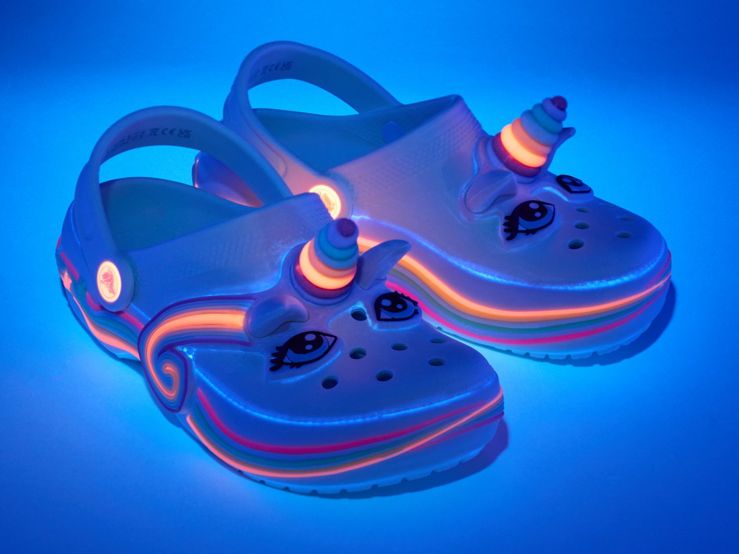 Crocs Kids’ Classic IAM Unicorn Lights Clogs - view number 7