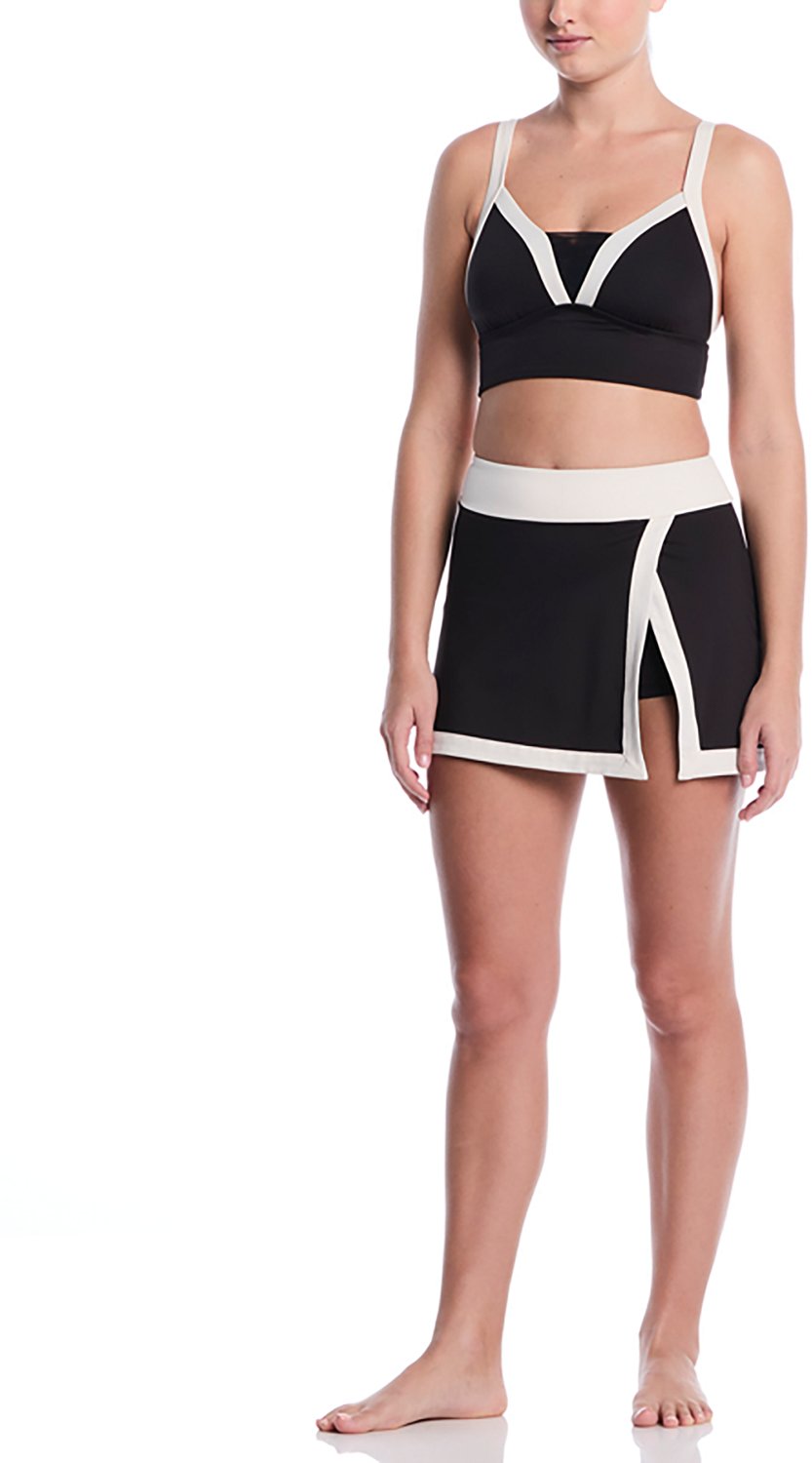 Nike Women’s Midkini Swim Top - view number 3