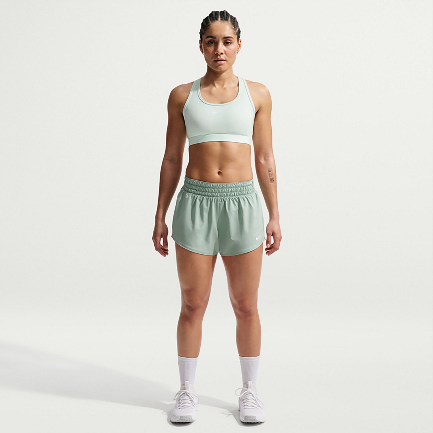 Nike Women's Swoosh Padded Medium Support Sports Bra - view number 4