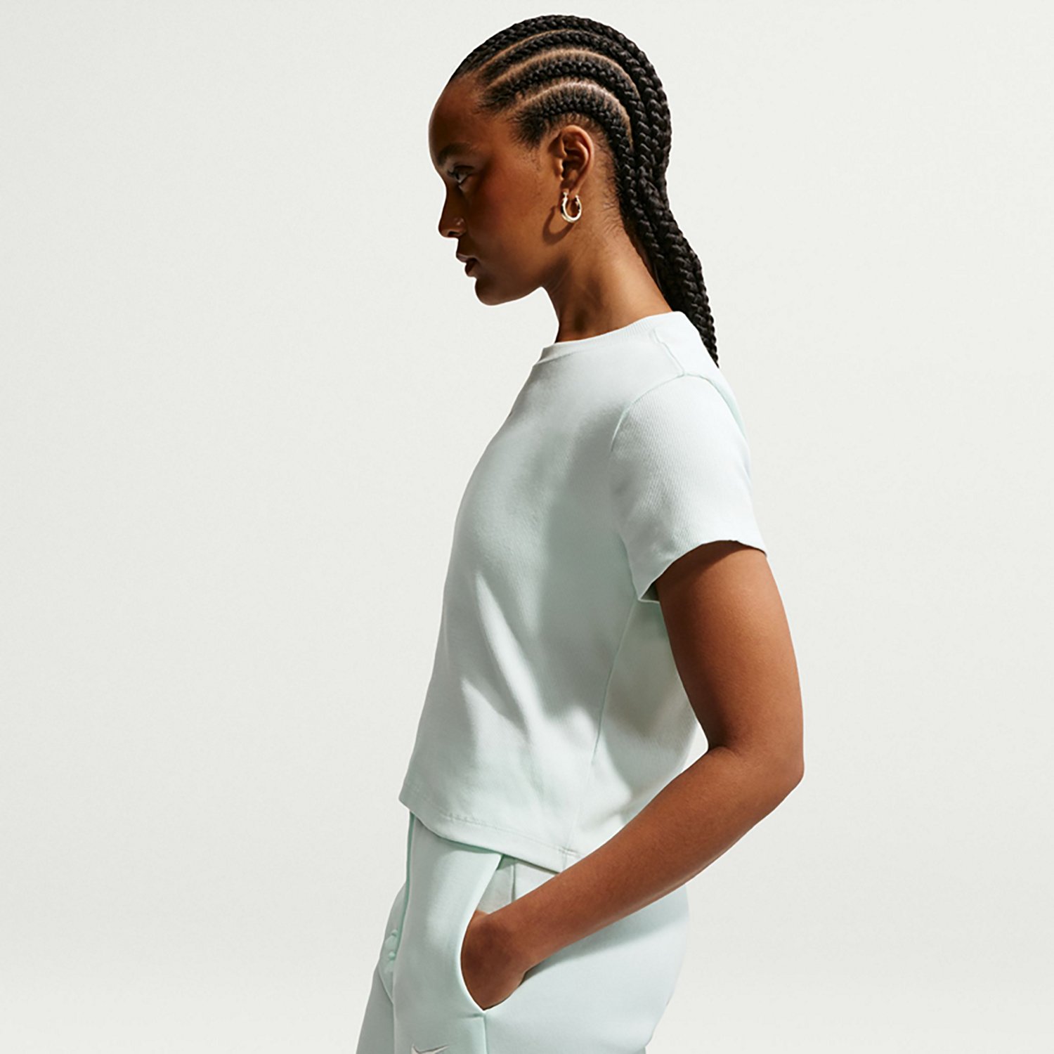 Nike Women's Sportswear T-shirt - view number 3