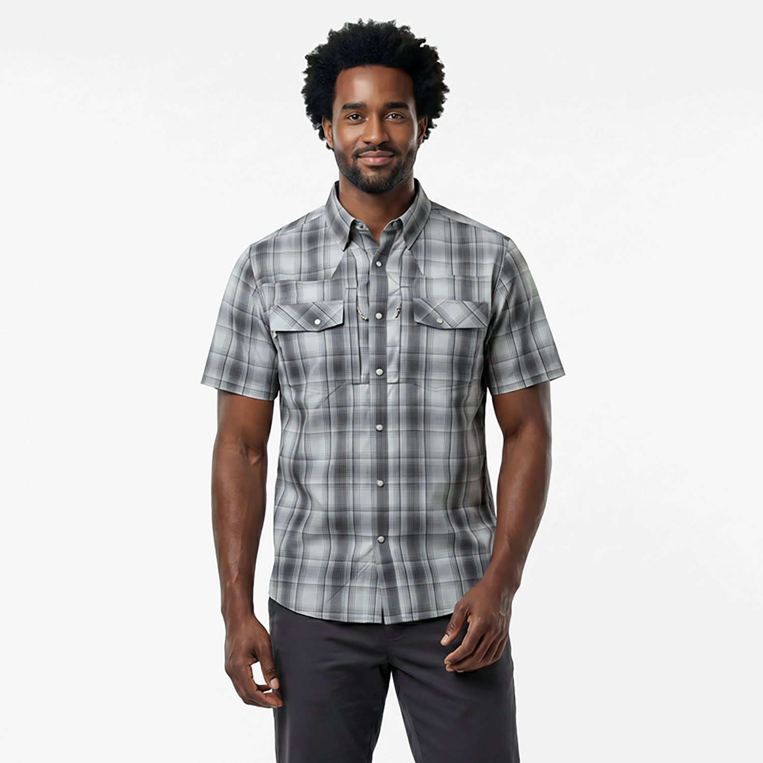 Magellan Men's Pecos River Plaid Short Sleeve Shirt
