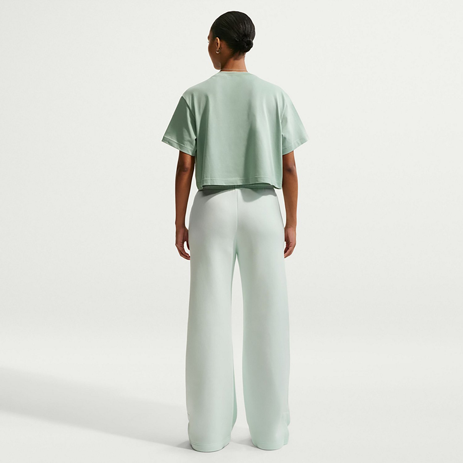 Nike Women's Nike Sportswear Classic Crop Short Sleeve T-shirt - view number 2