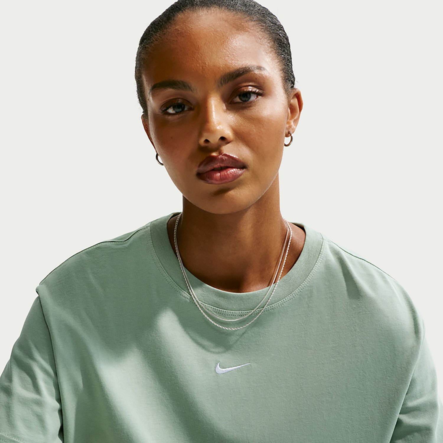 Nike Women's Nike Sportswear Classic Crop Short Sleeve T-shirt - view number 3