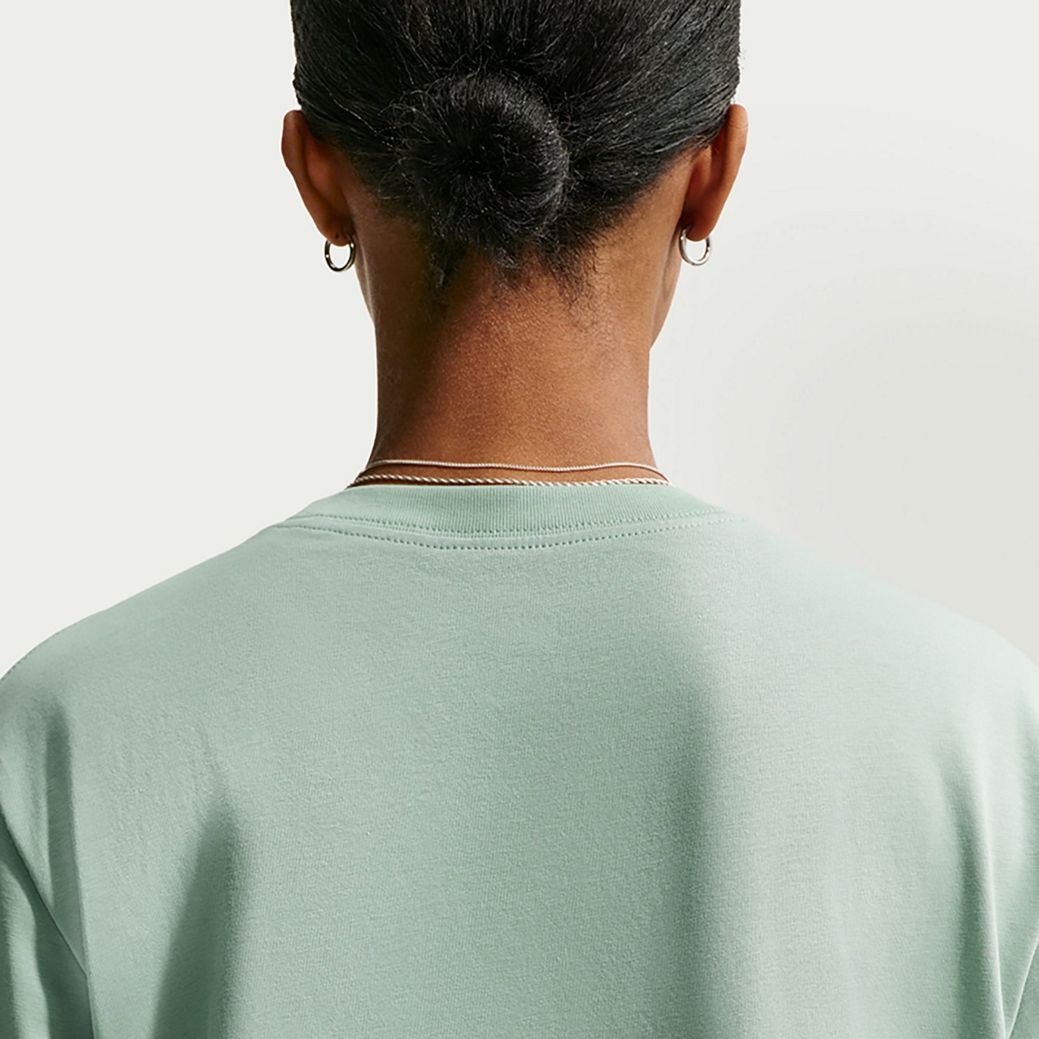 Nike Women's Nike Sportswear Classic Crop Short Sleeve T-shirt - view number 4