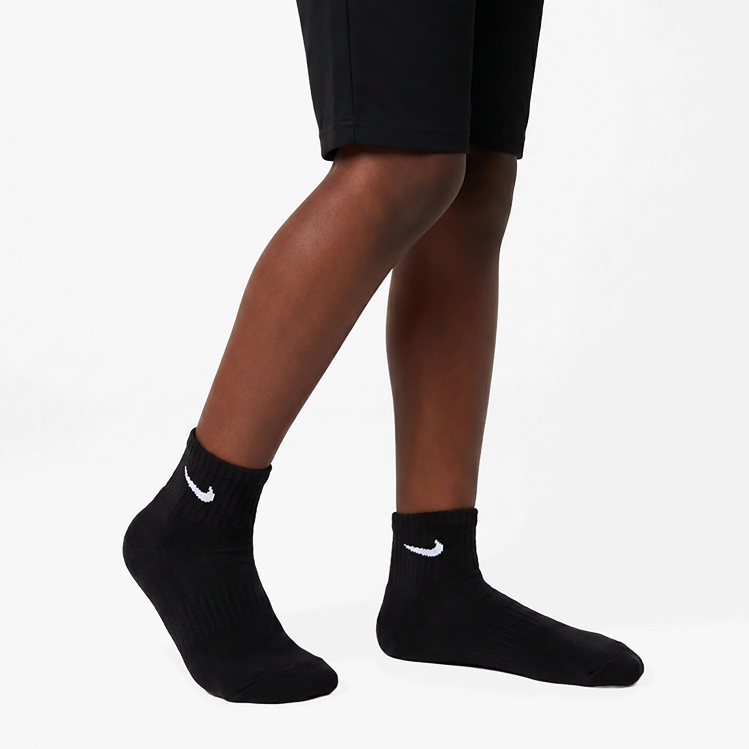 Nike Kids' Dri-FIT Performance Cushioned Quarter Socks 6 Pack - view number 3