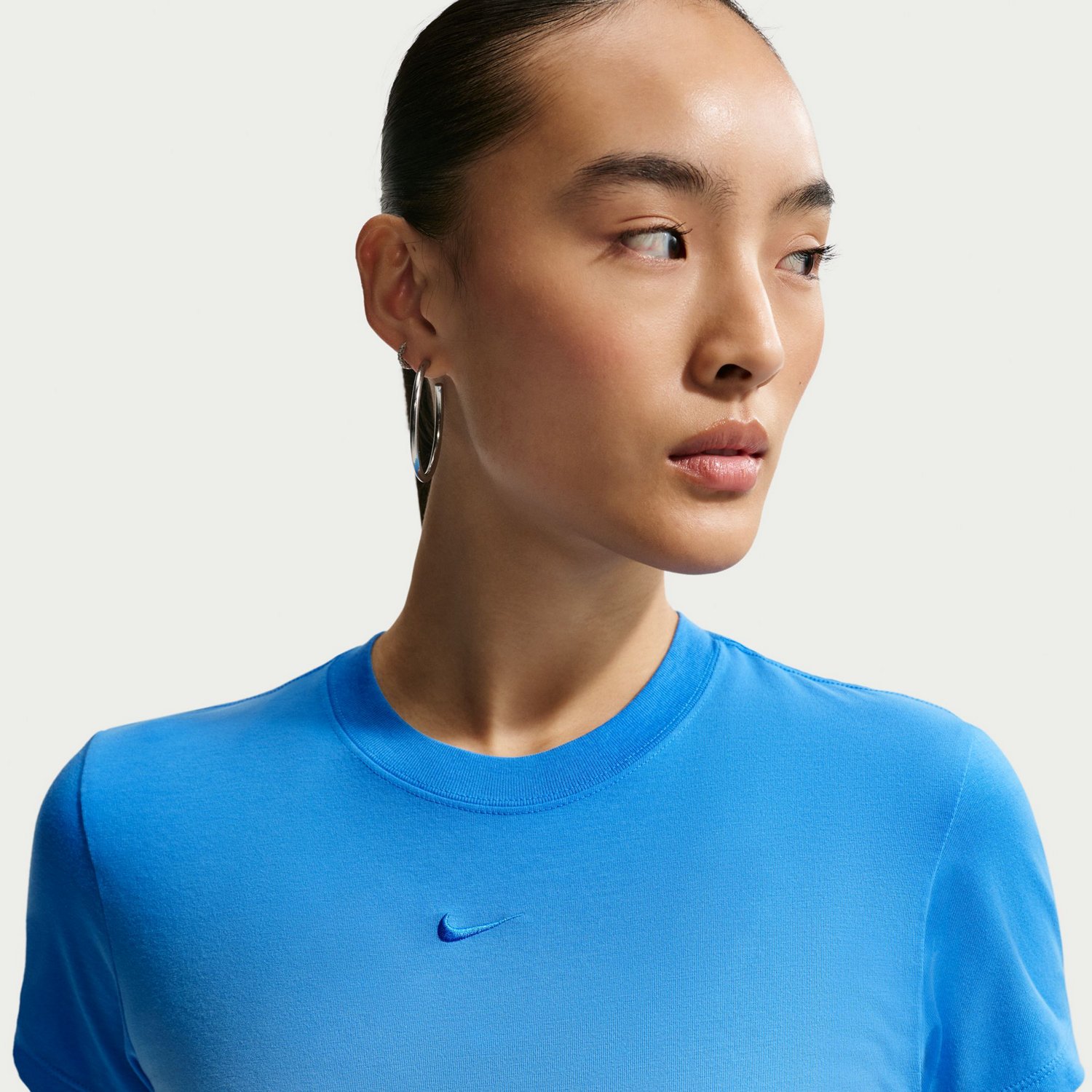 Nike Women's Sportswear Chill Knit Slim Cropped T-shirt - view number 5