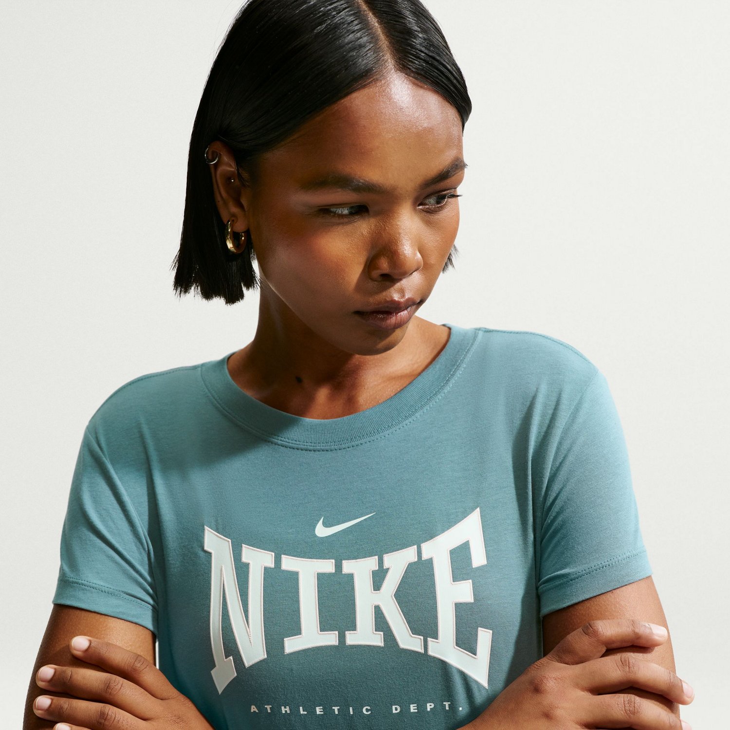 Nike Women's Sportswear Slim Graphic T-shirt - view number 3