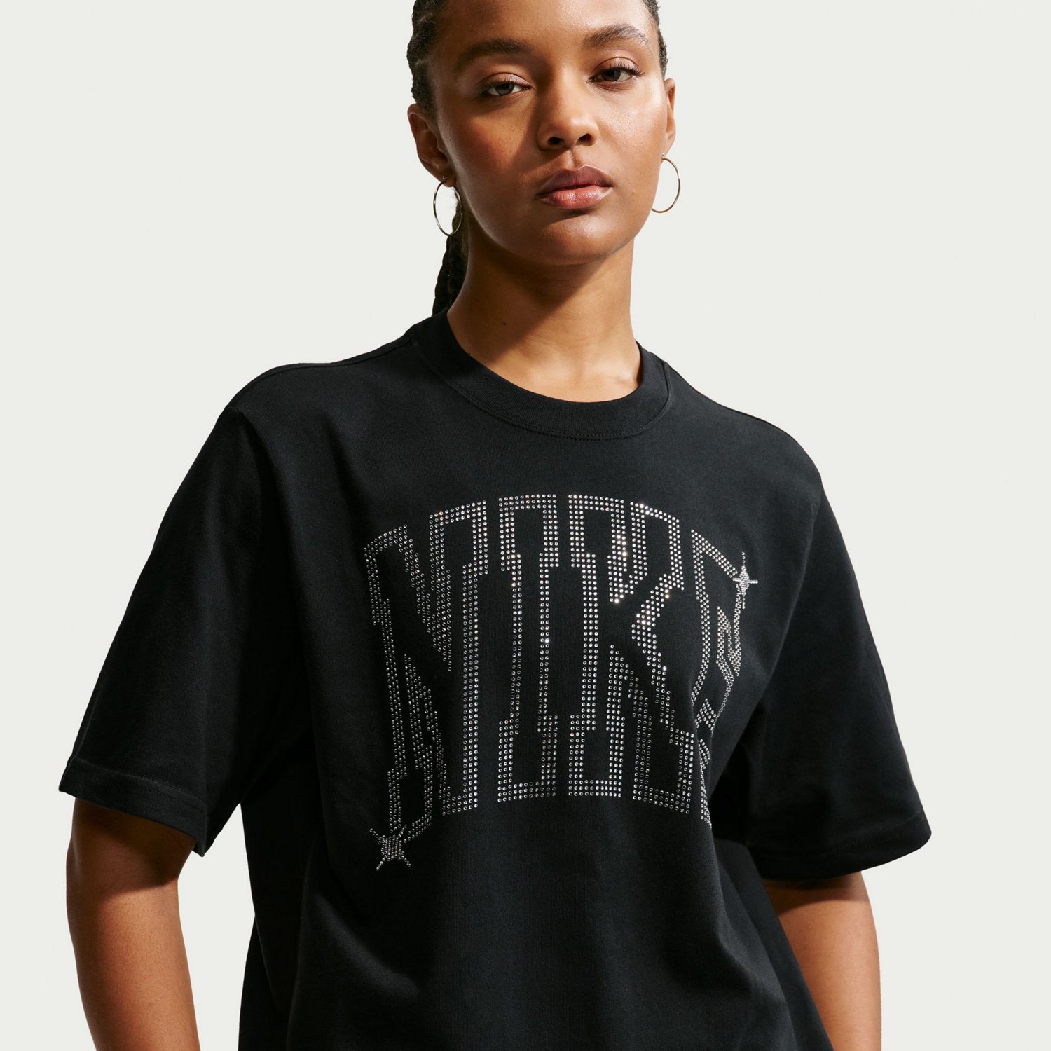 Nike Women's Sportswear Classic Loose Graphic T-shirt - view number 3