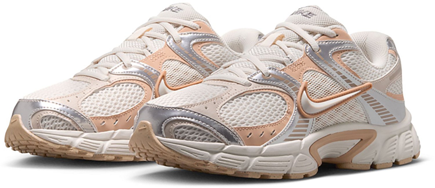 Nike Women's V5 Runner Shoes - view number 3
