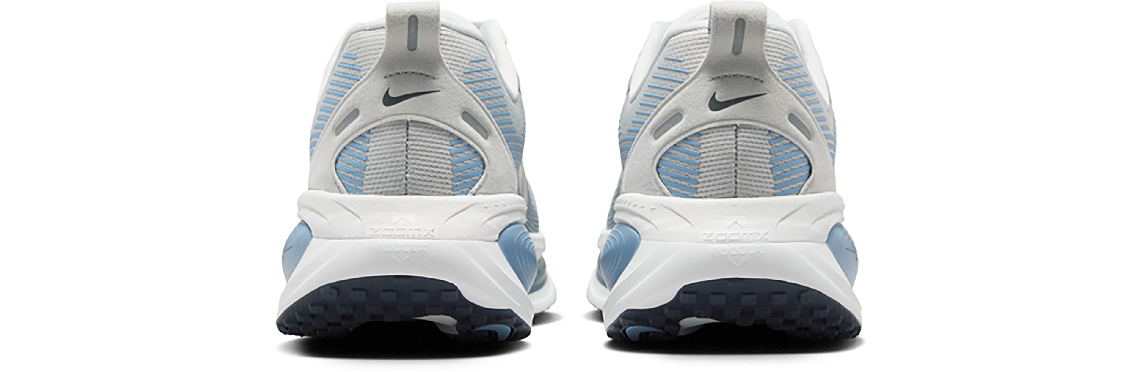 Nike Men's Vomero 18 Running Shoes