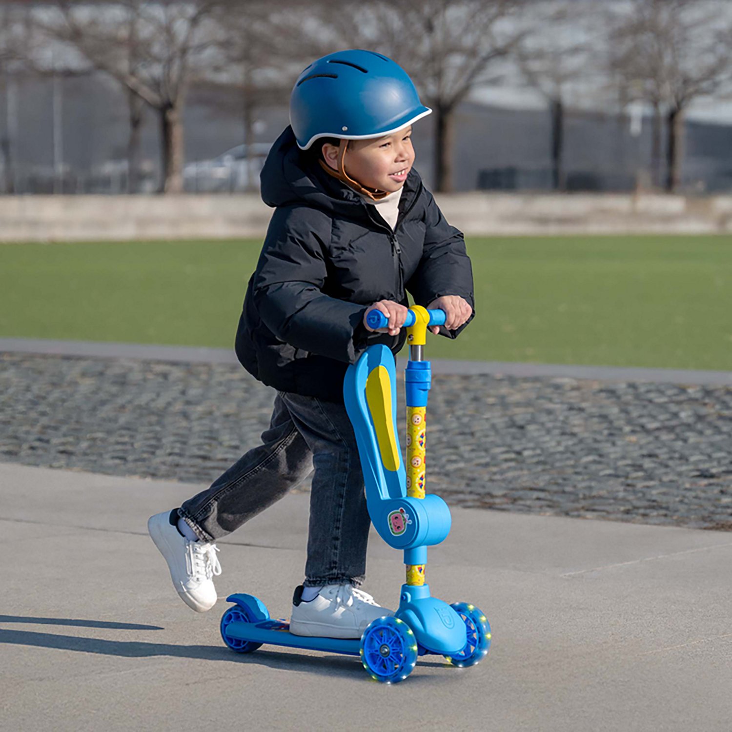 Jetson Kids' Cocomelon 2-in-1 Kick Scooter - view number 6