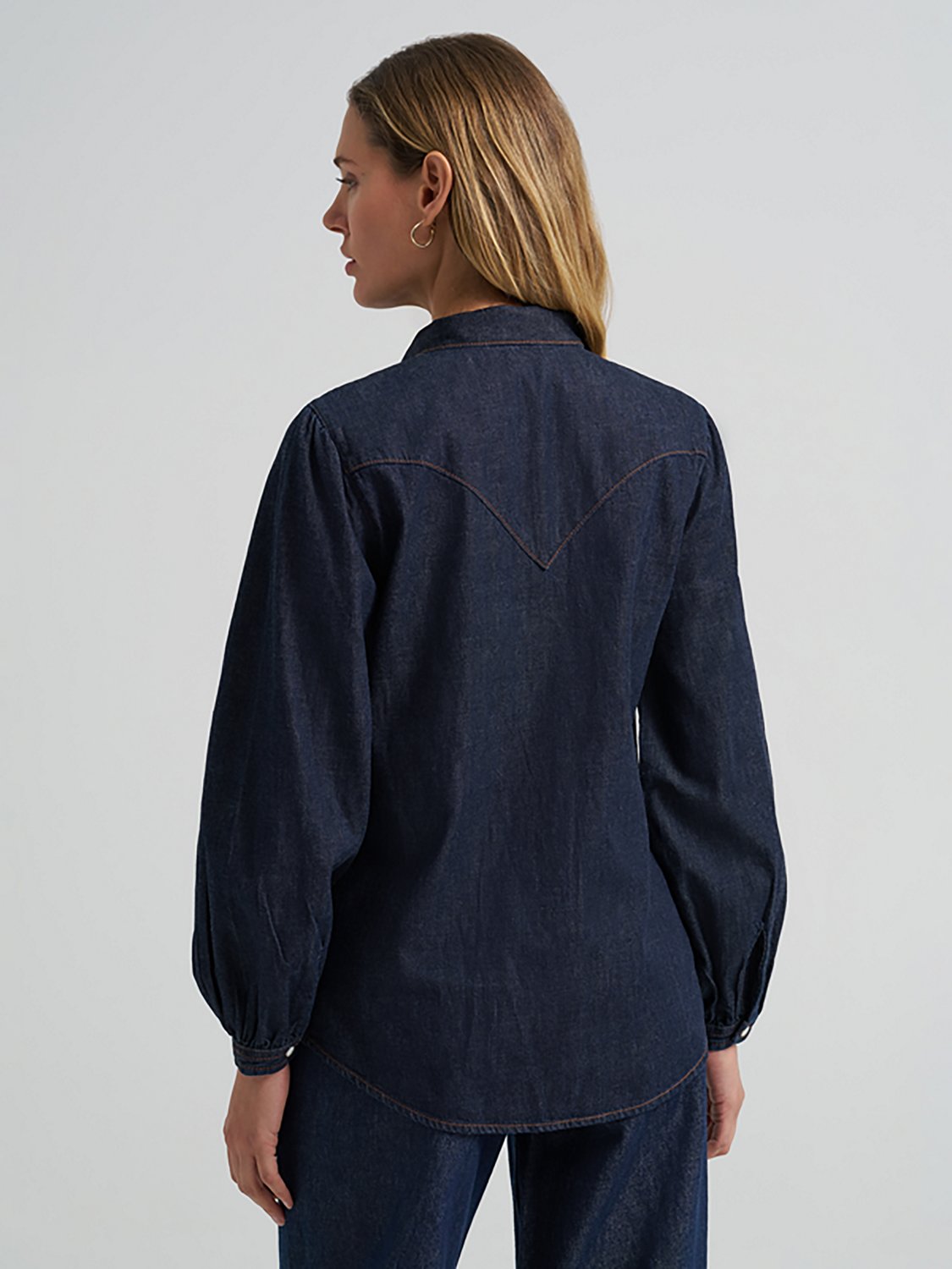 Wrangler Women's Denim Bow Snap Long Sleeve Top - view number 2