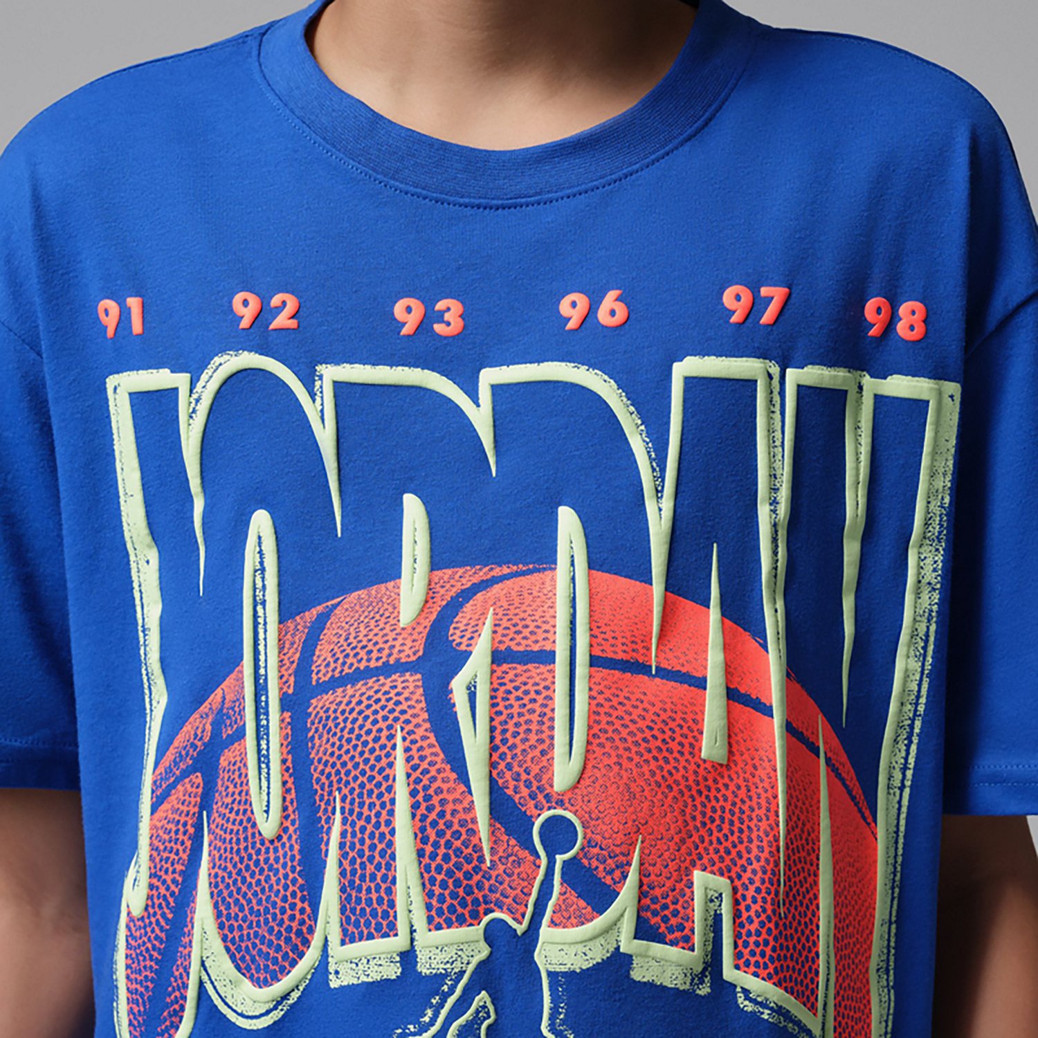 Jordan Boys' Ball World T-shirt - view number 4