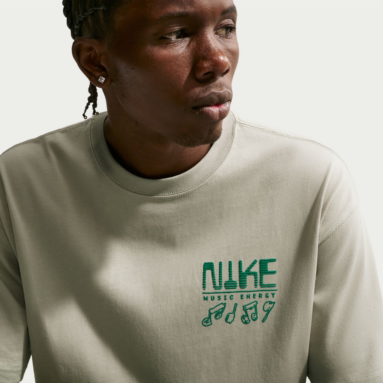 Nike Sportswear Men’s Short Sleeve T‑Shirt - view number 5