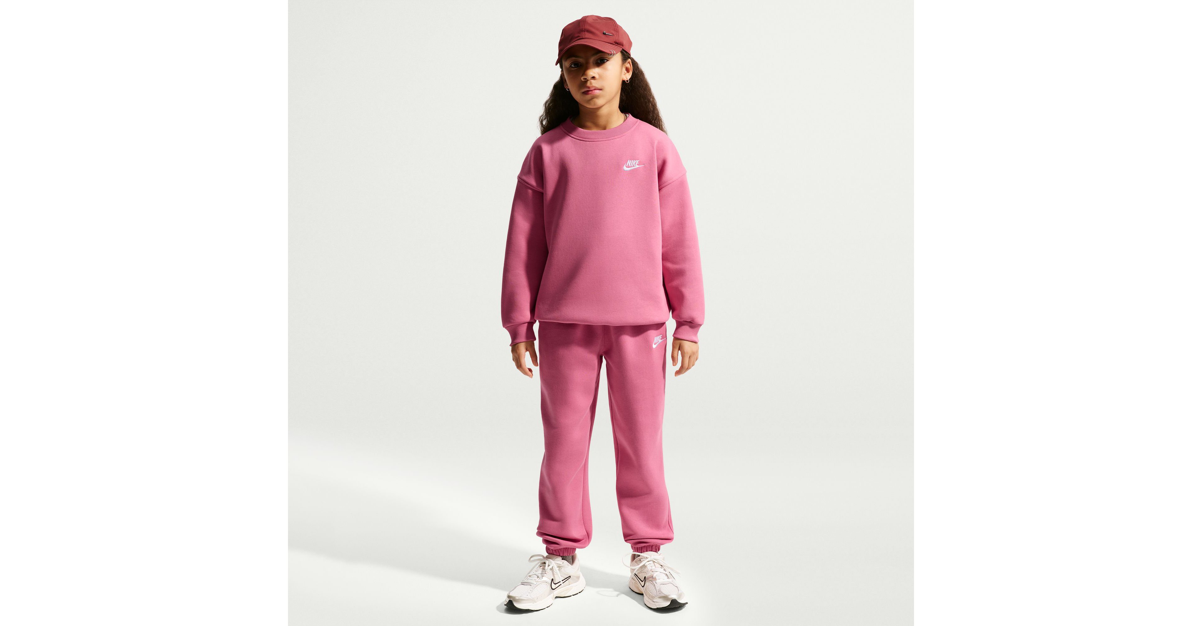 Nike Girls' Sportswear Club Fleece Oversized Crew Pullover