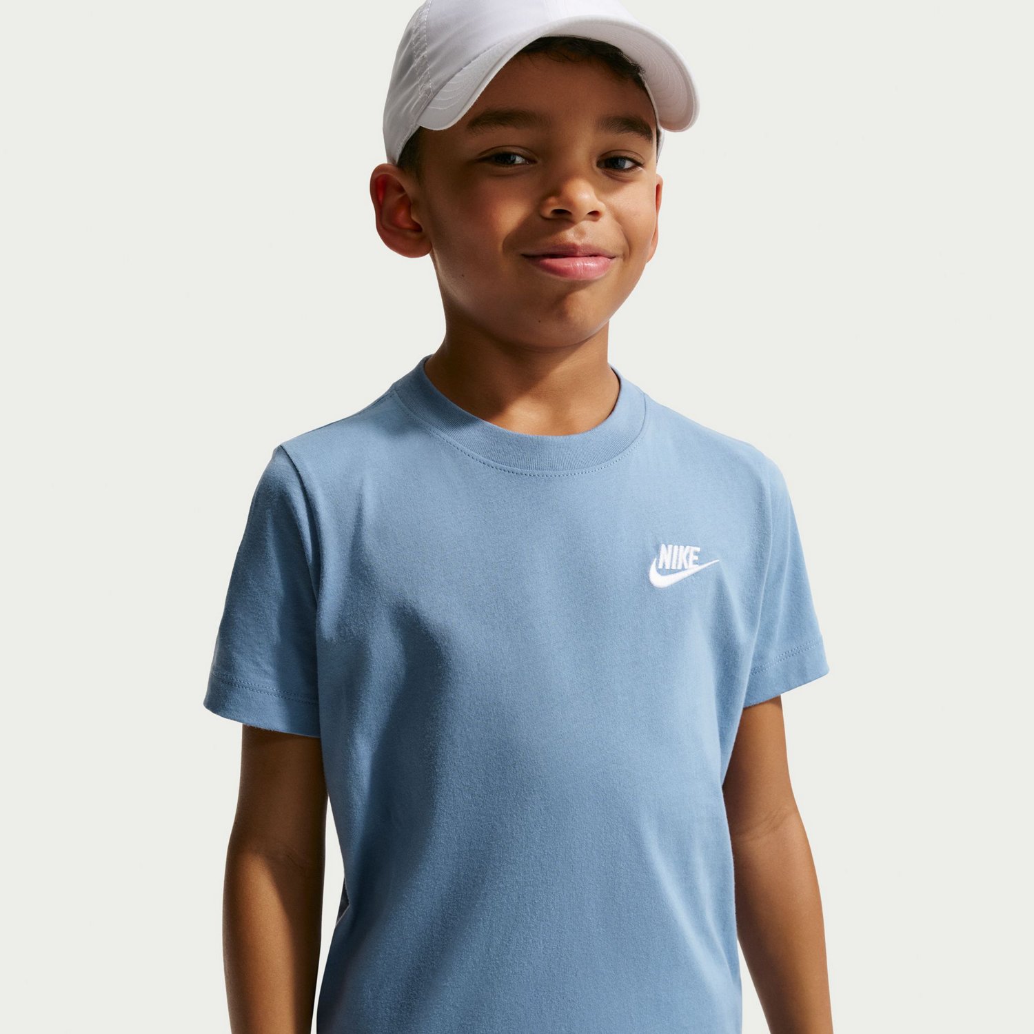 Nike Boys' Sportswear Futura Short Sleeve T-shirt - view number 3