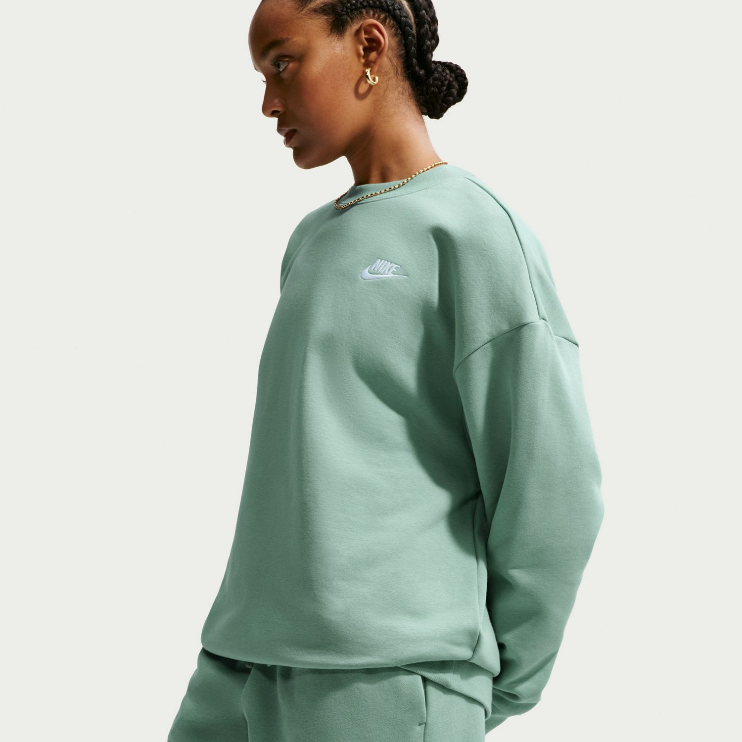 Nike Women's Sportswear Clube Fleece Loose Crew-Neck Sweatshirt - view number 5