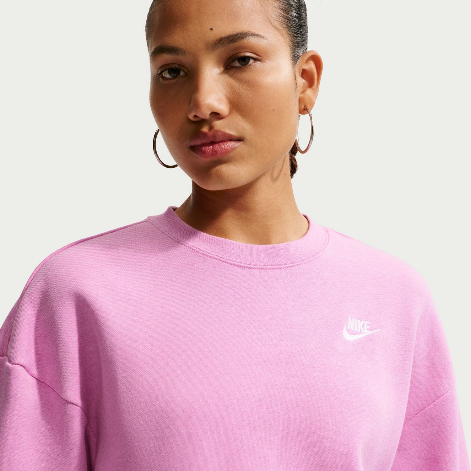 Nike Women's Sportswear Clube Fleece Loose Crew-Neck Sweatshirt - view number 3