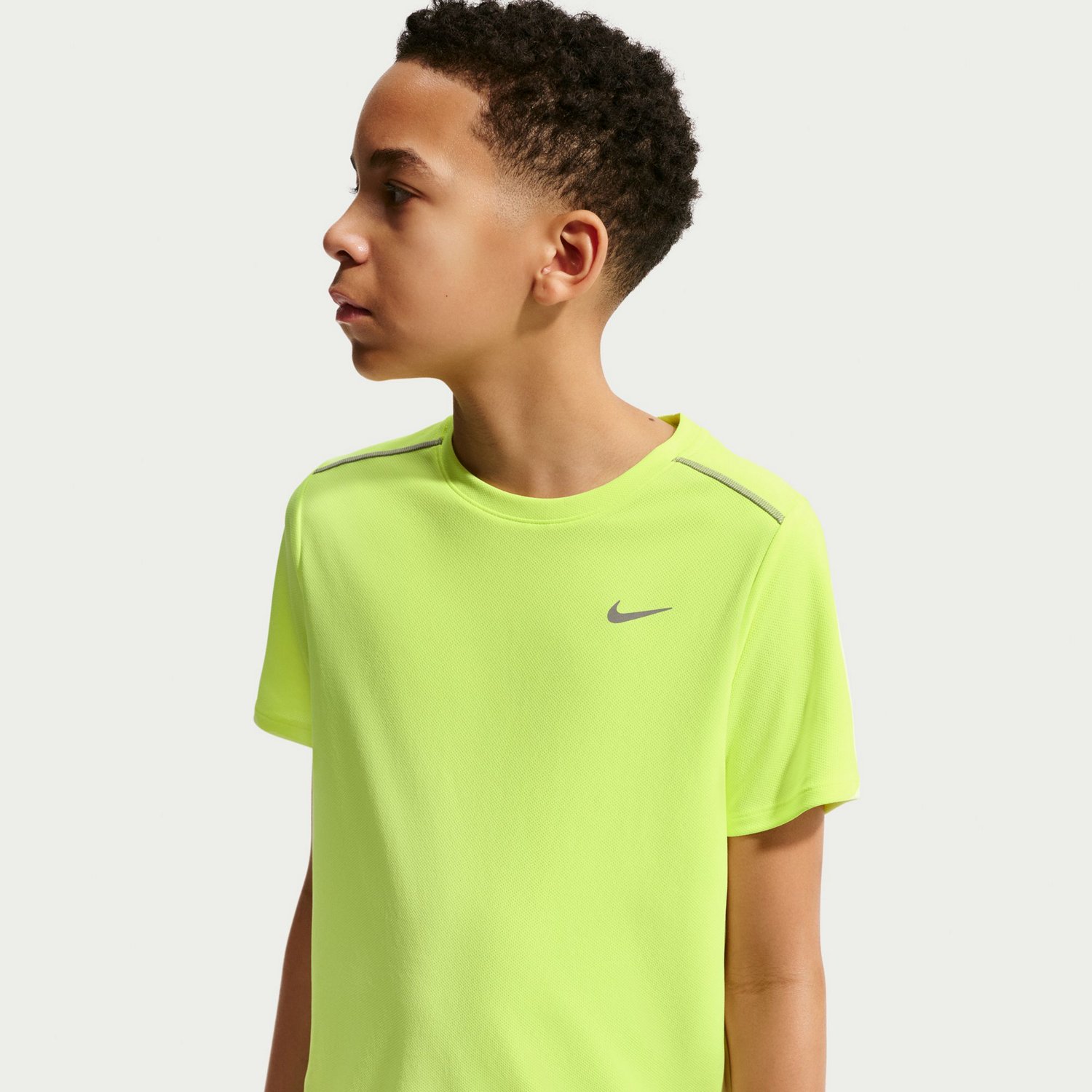 Nike Boys' Dri-FIT Miler Short Sleeve T-shirt - view number 3