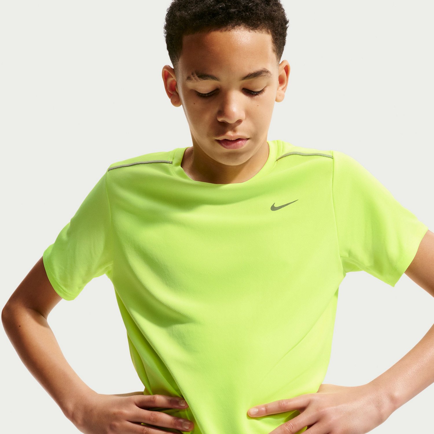 Nike Boys' Dri-FIT Miler Short Sleeve T-shirt - view number 5