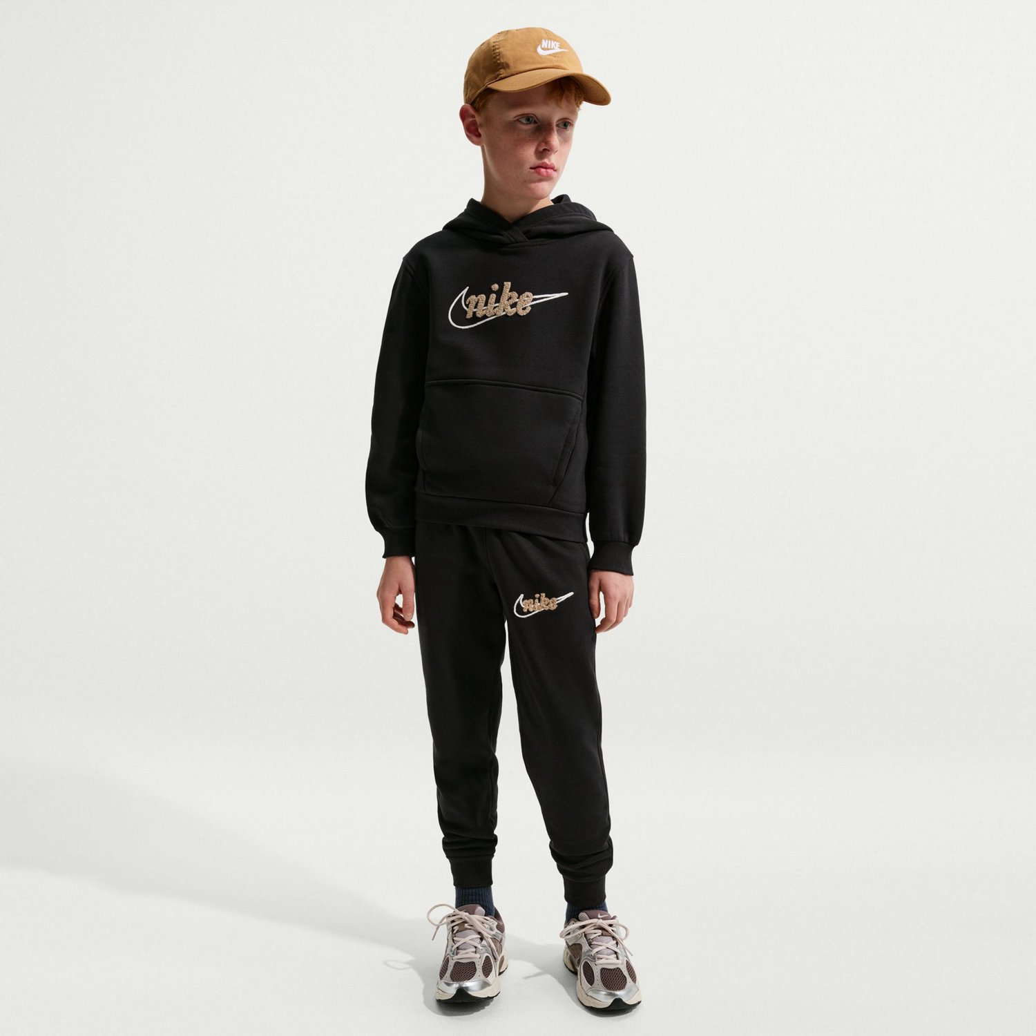 Nike Sportswear Club Fleece Big Kids’ Hoodie - view number 4