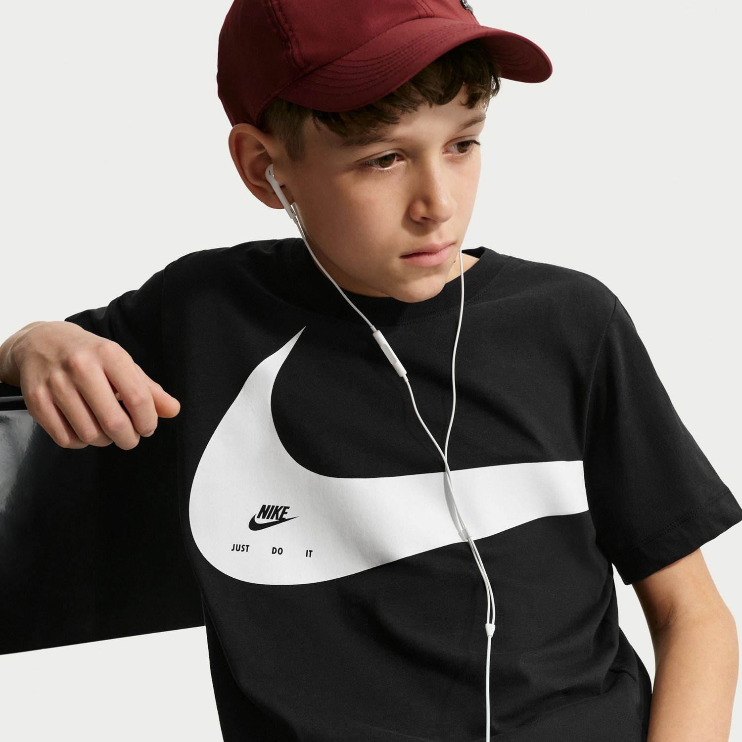 Nike Boys' Nike Sportswear Club Energy S26 T-shirt - view number 5