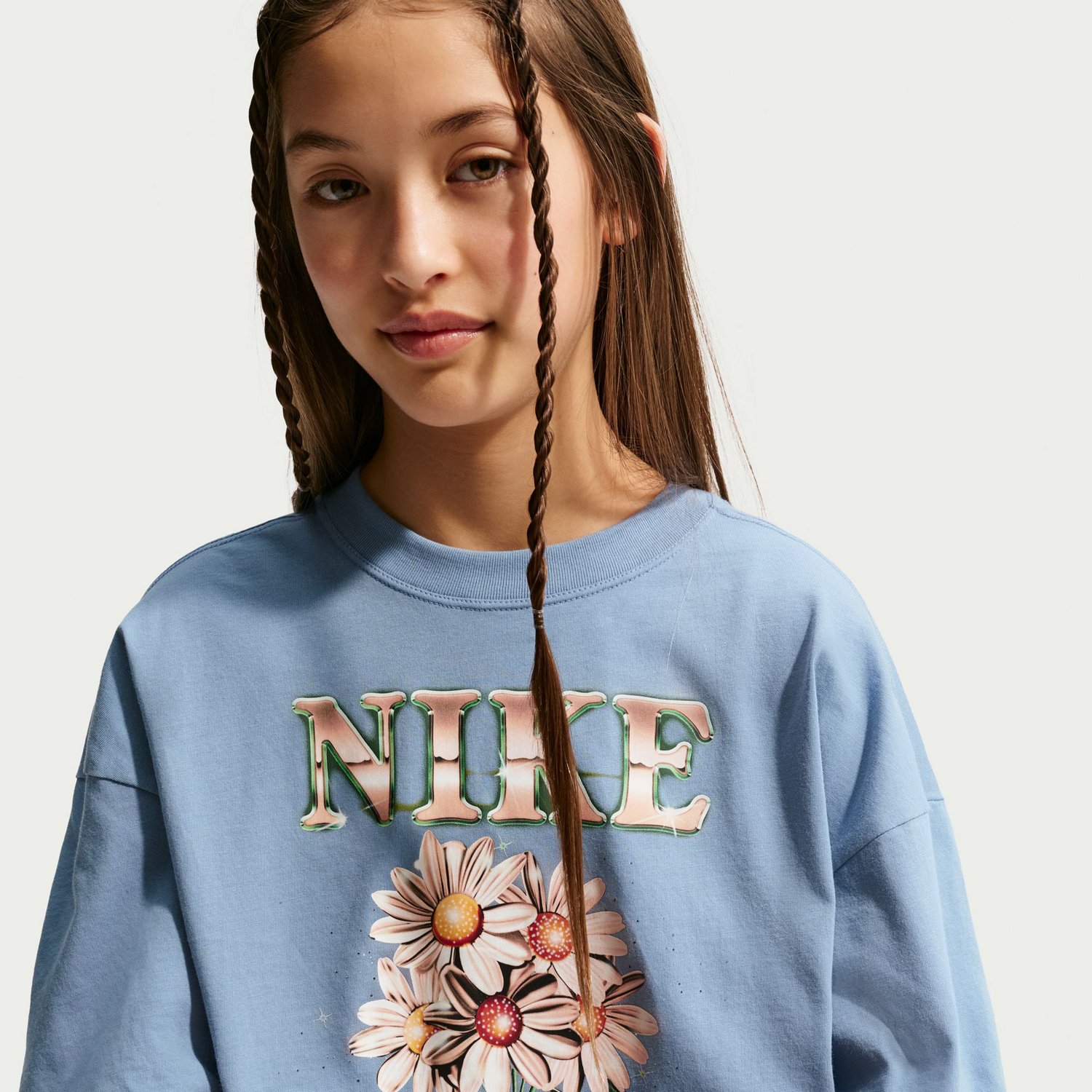Nike Sportswear Girls’ Oversized Short Sleeve T‑Shirt - view number 5