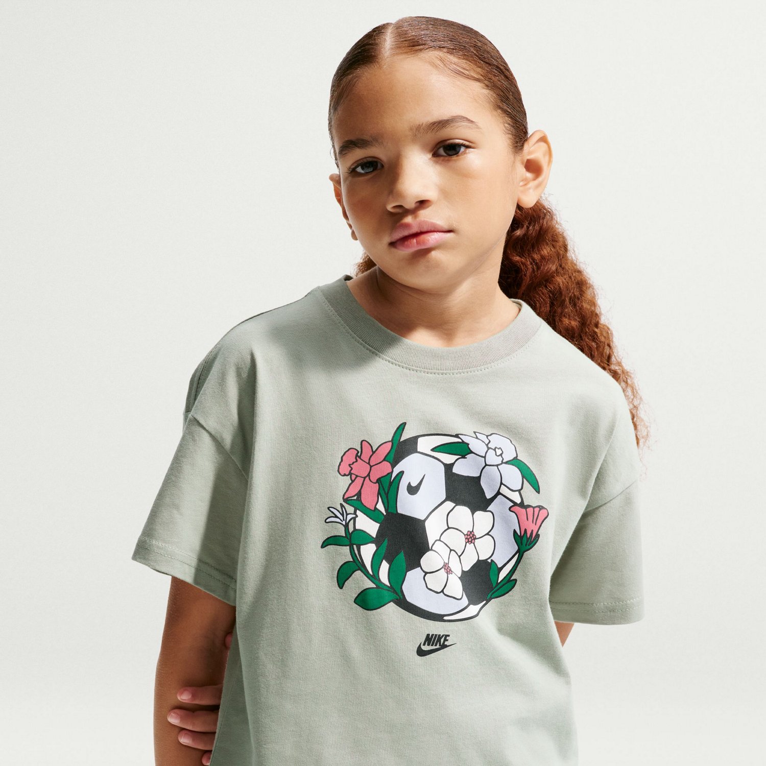 Nike Girls' Sportswear Essentials Soccer Boxy T-shirt - view number 3
