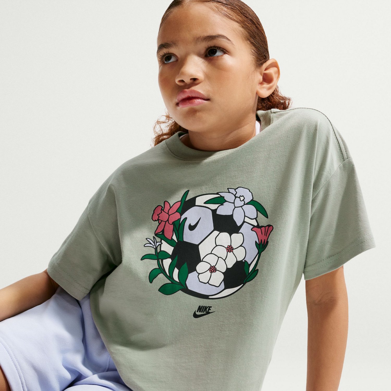 Nike Girls' Sportswear Essentials Soccer Boxy T-shirt - view number 5