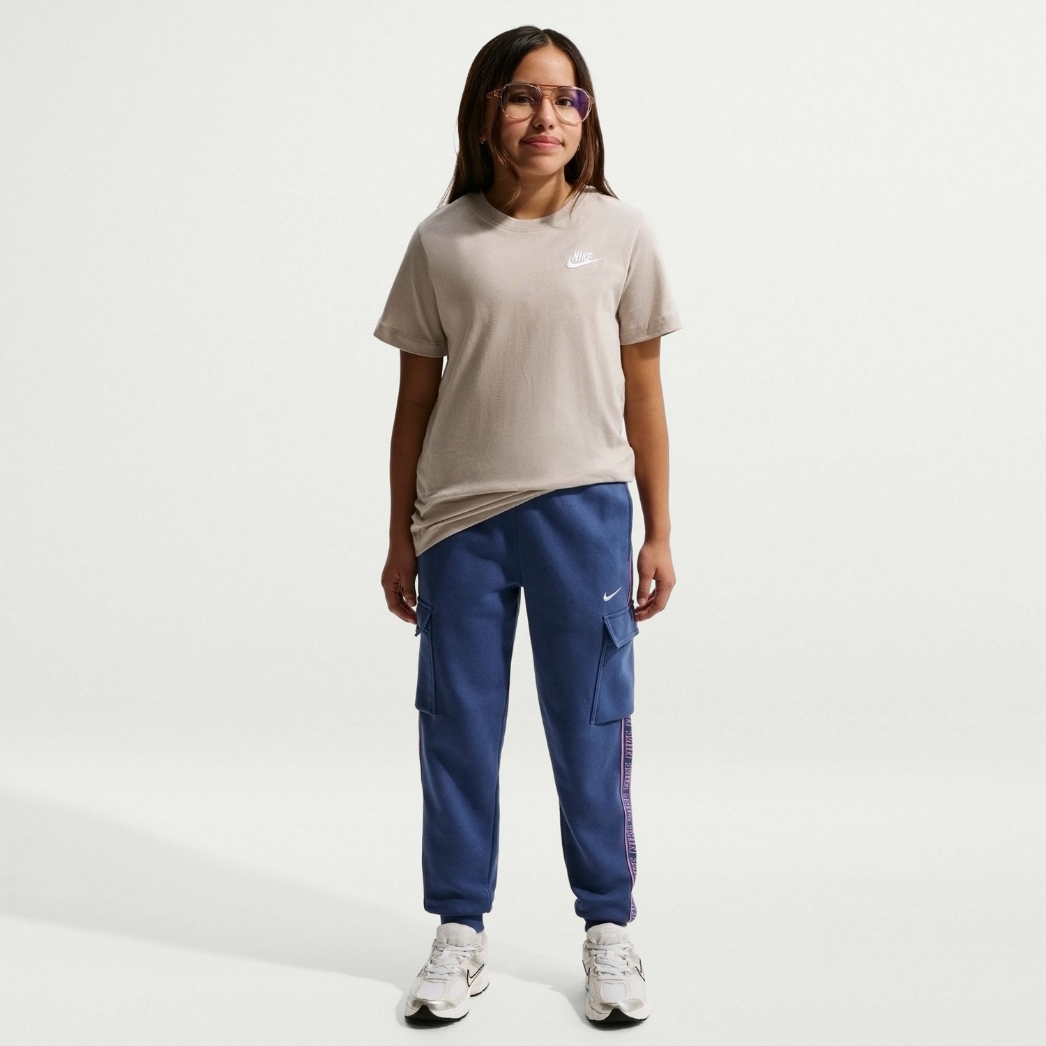 Nike Boys' Sportswear Futura Short Sleeve T-shirt