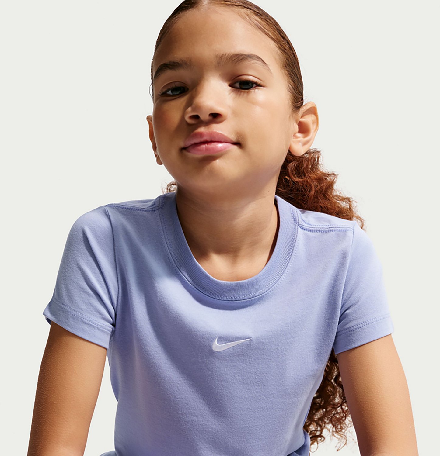 Nike Sportswear Girls' Big Kids Cropped T-Shirt - view number 5