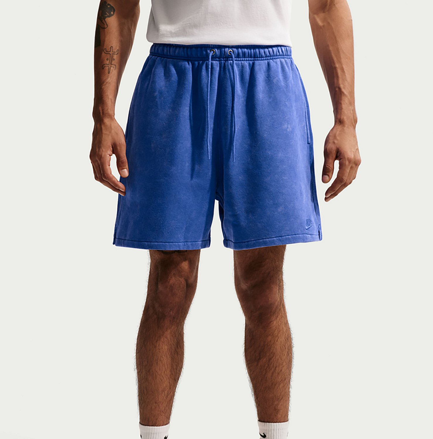 Nike Men's Sportswear Club Fleece Flow Shorts 6 in - view number 3