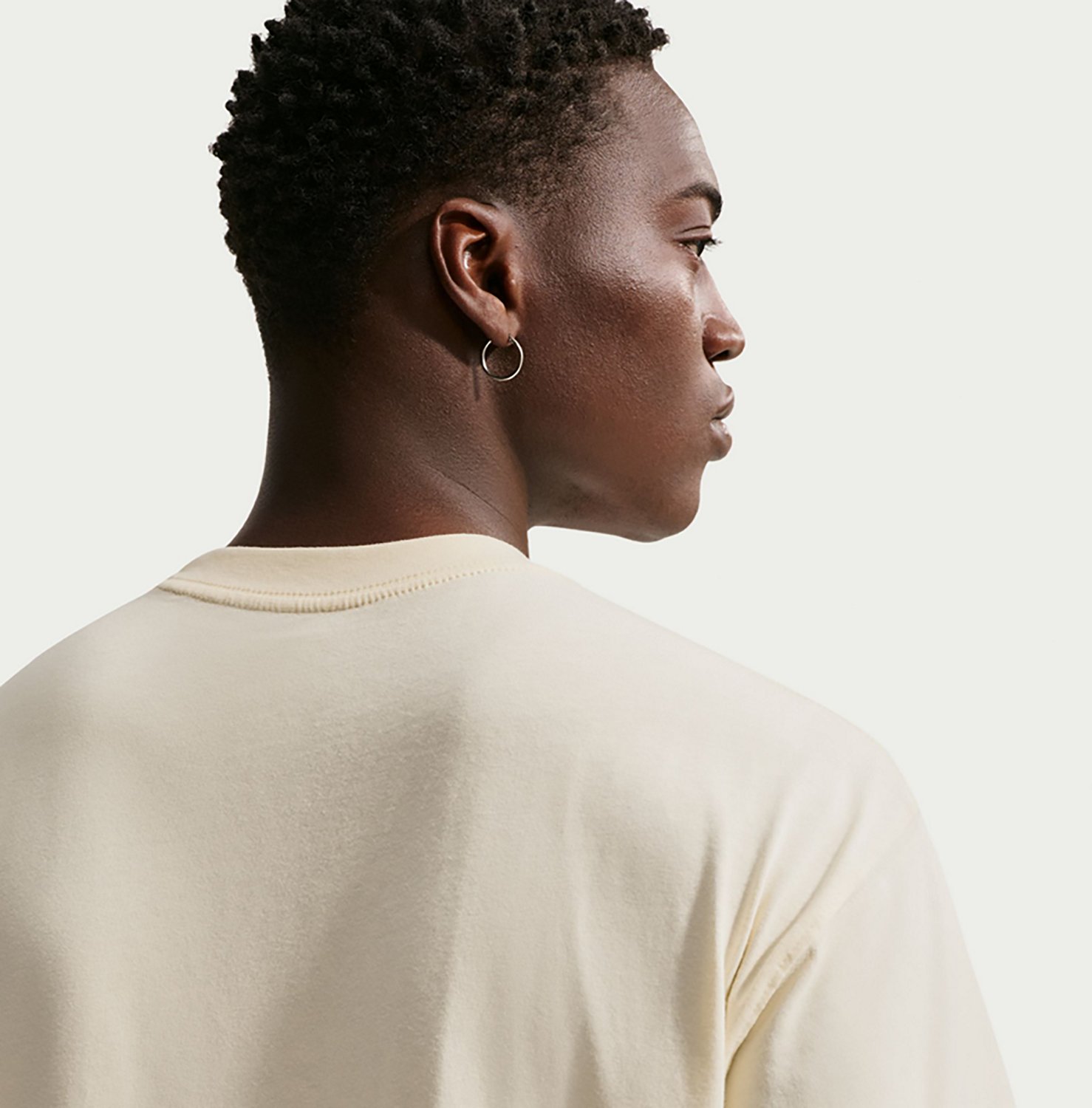 Nike Sportswear Big Kids’ Short Sleeve Graphic T‑Shirt - view number 4